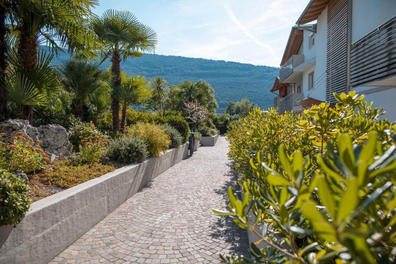 4 Limoni Apartment Resort Riva del Garda Exterior foto